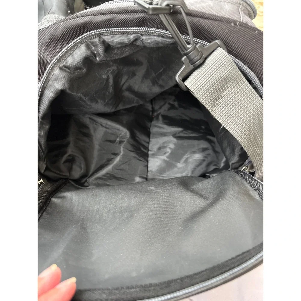 Spalding Mens Athletic Duffel Gym Bag Grey Black Travel Sports Bag Padded Strap
